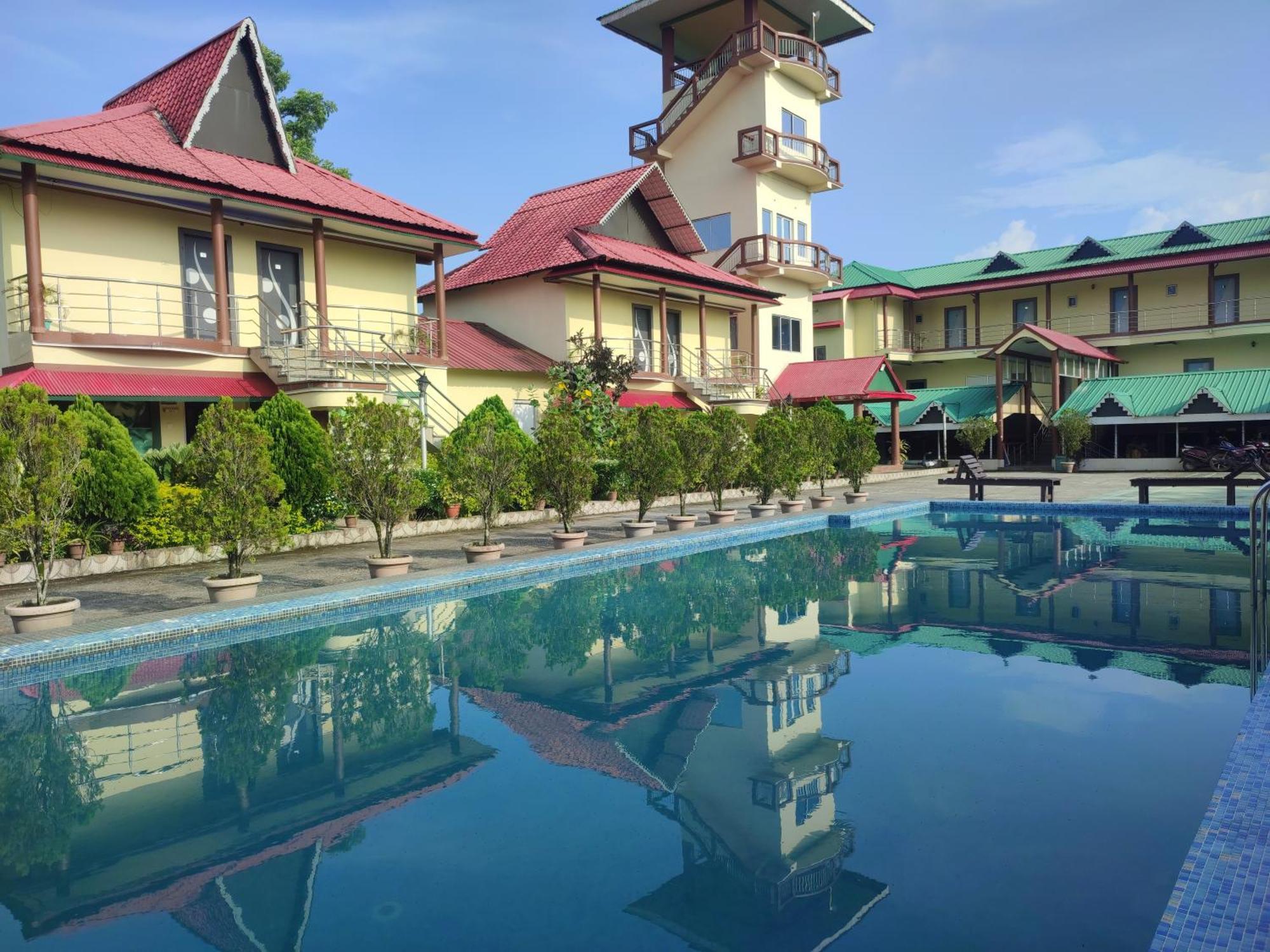 Maa Greenary View - A Holiday Resort Alipur Duar Экстерьер фото