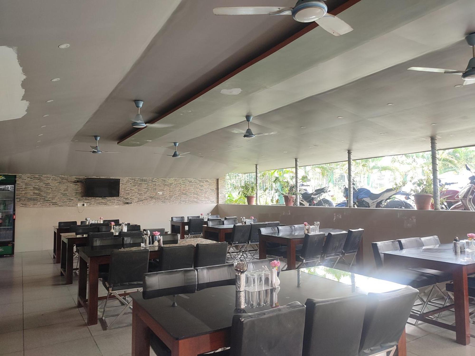 Maa Greenary View - A Holiday Resort Alipur Duar Экстерьер фото
