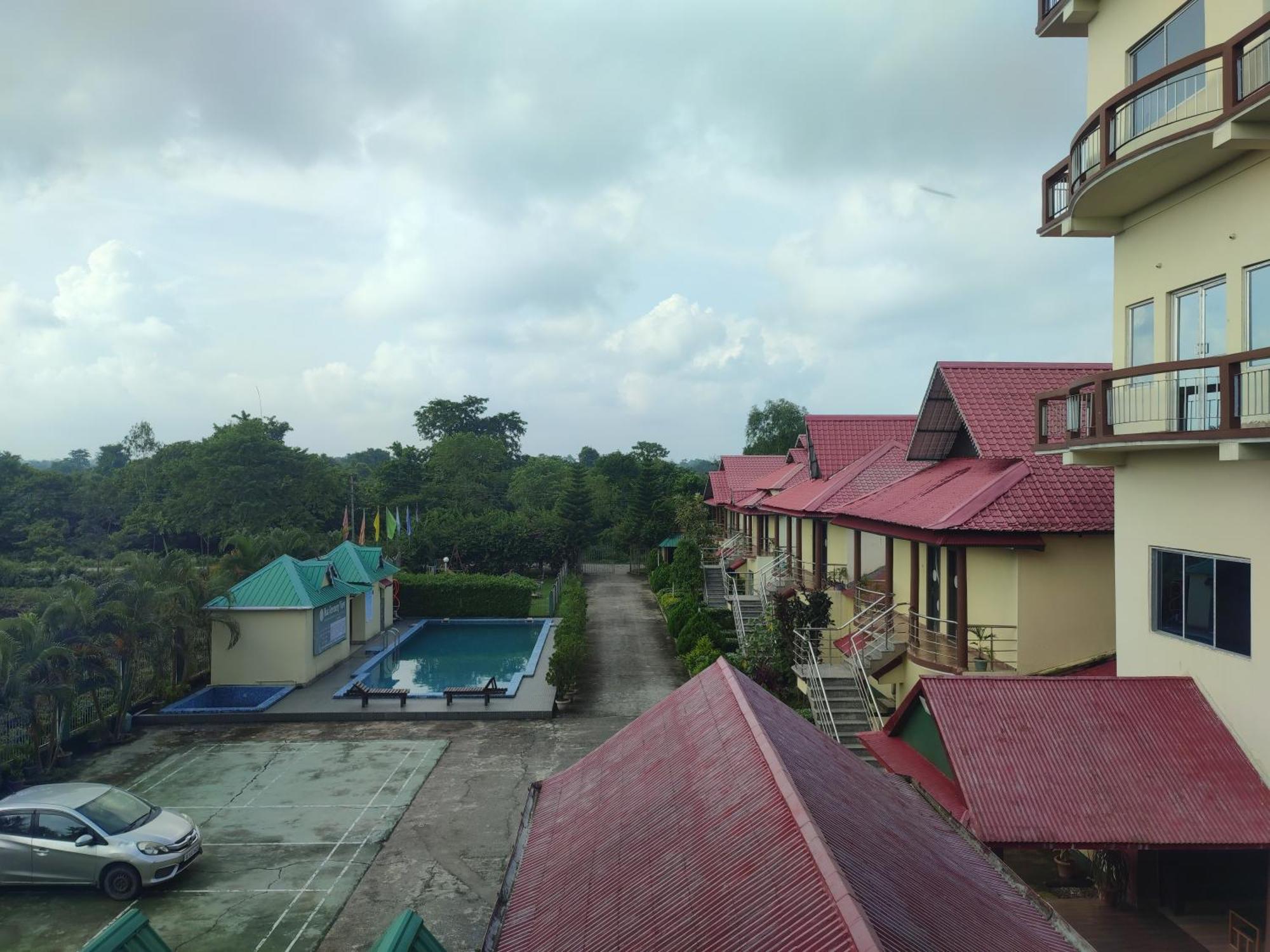 Maa Greenary View - A Holiday Resort Alipur Duar Экстерьер фото