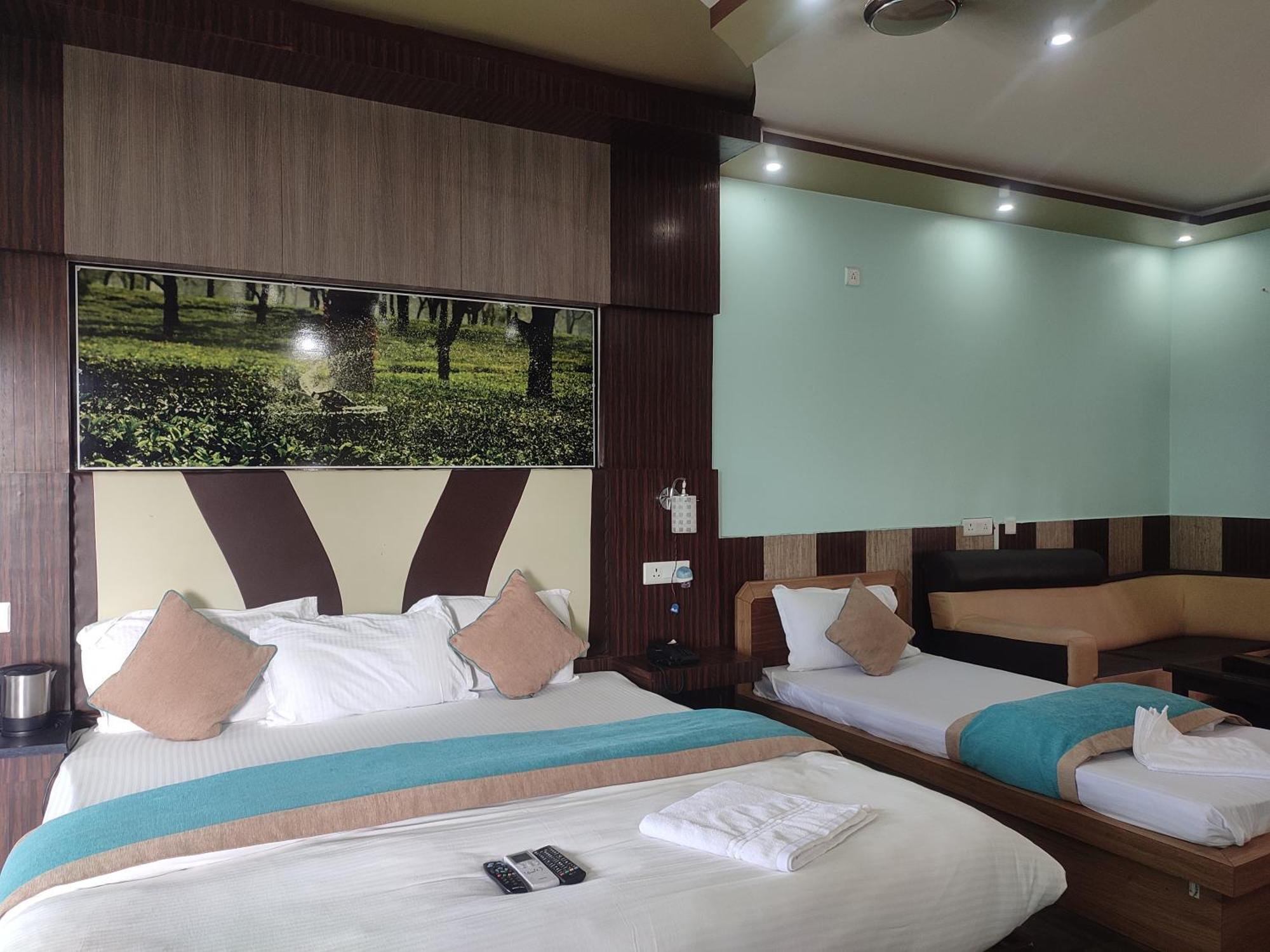Maa Greenary View - A Holiday Resort Alipur Duar Экстерьер фото