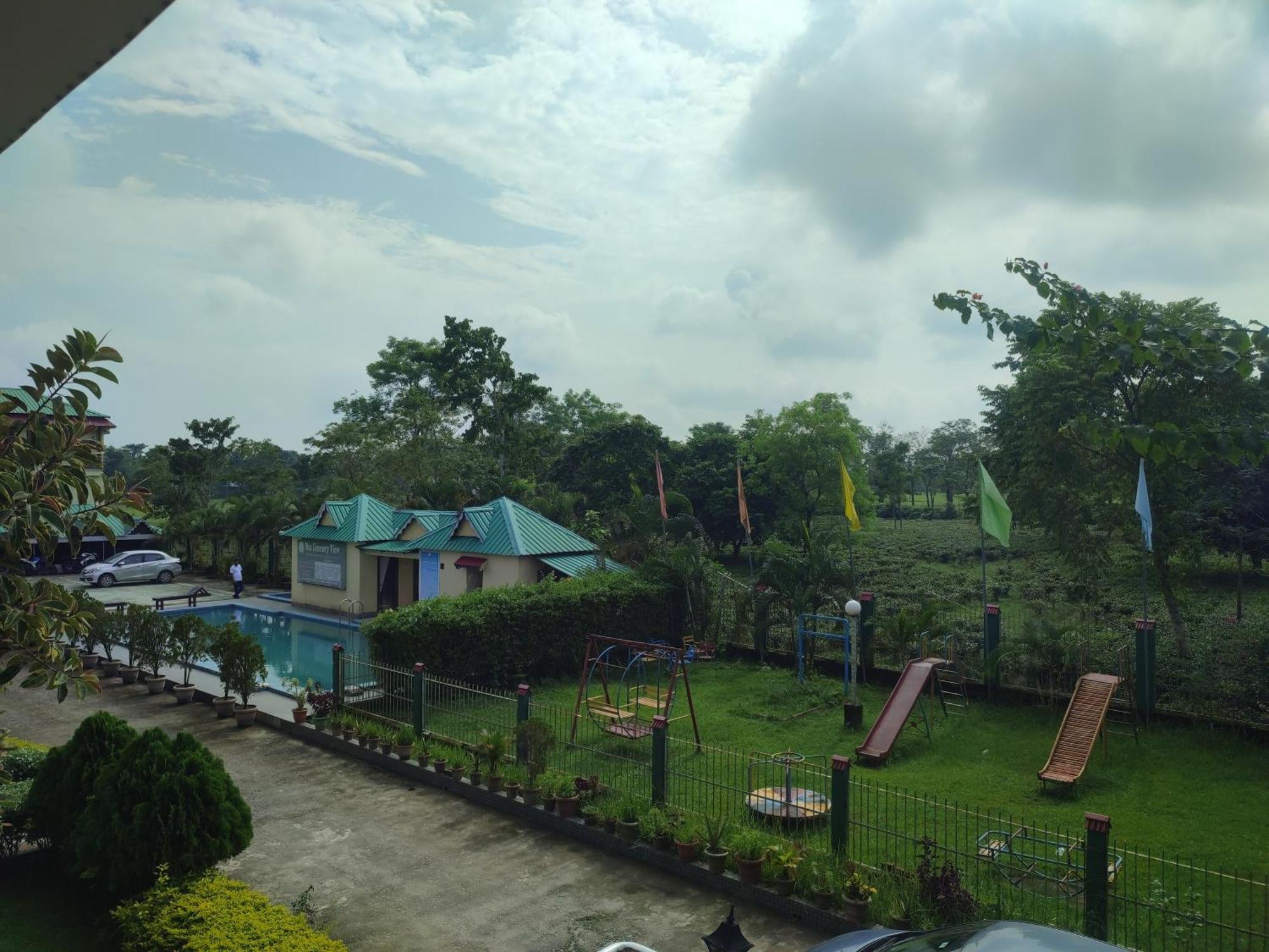 Maa Greenary View - A Holiday Resort Alipur Duar Экстерьер фото